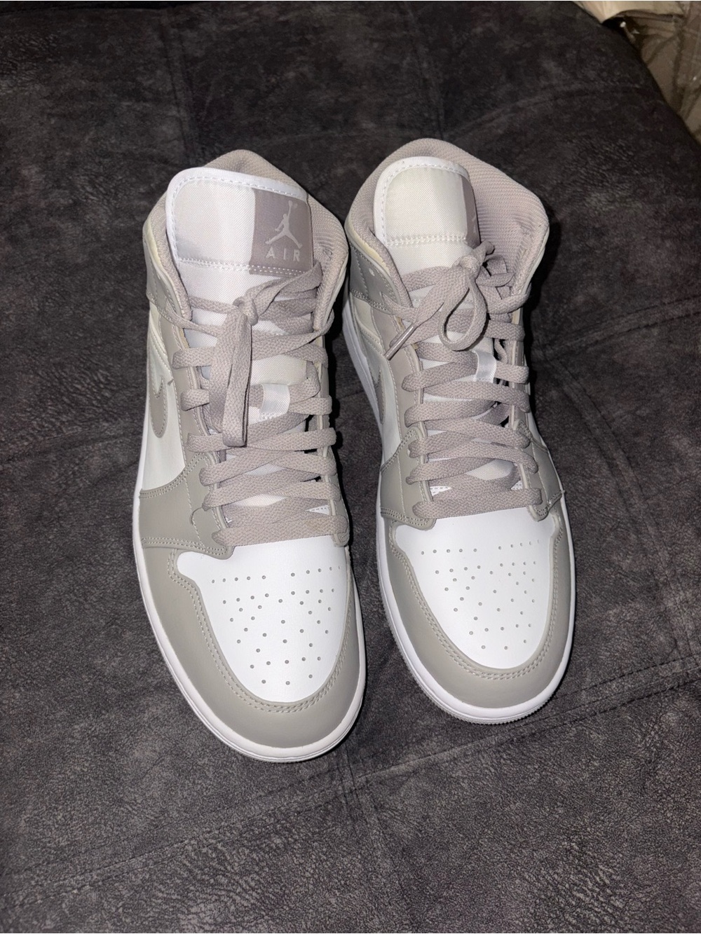 Nike Mid-Top Sneakers - White & Light Gray